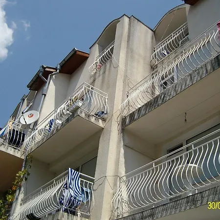 Pansion Petkov - Lemon Garden- Guest house Primorsko